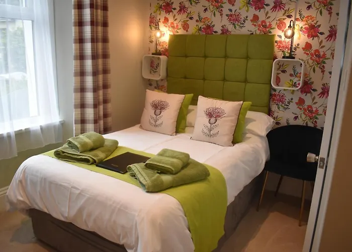 Acorn Lodge